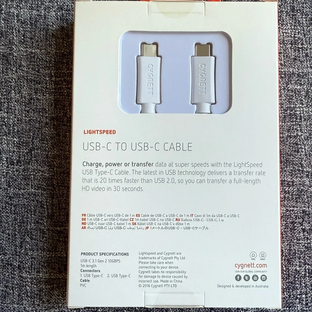 USB-C to USB-C Cable (1 m/ 3.3 ft)